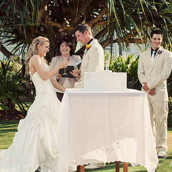 Marry Me Marilyn married Kasey and James in the Zig Zag Garden at Mantra on Salt in Kingscliff on the Tweed Coast